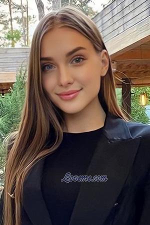 209788 - Alina Age: 26 - Ukraine