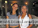 cartagena-women-boat-1104-37