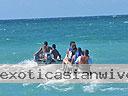 cartagena-women-boat-1104-43