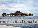 cartagena-women-boat-1104-55